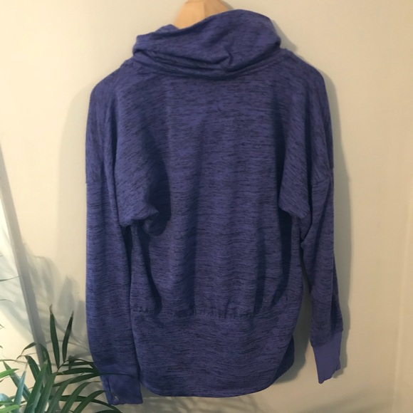 Athleta Pullover - Picture 6 of 6